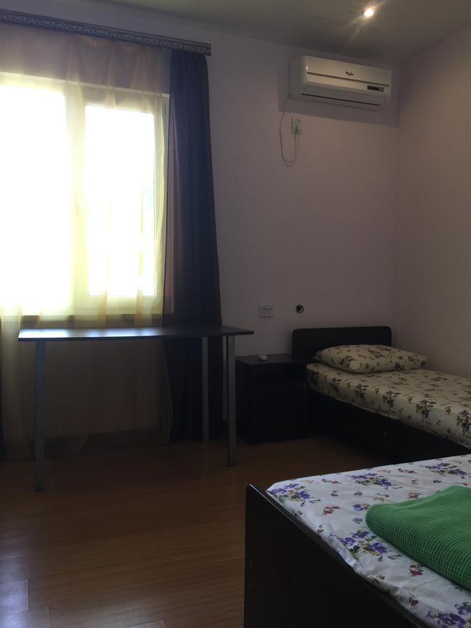 Guest House On Gagarina Varvara10 New Athos ภายนอก รูปภาพ